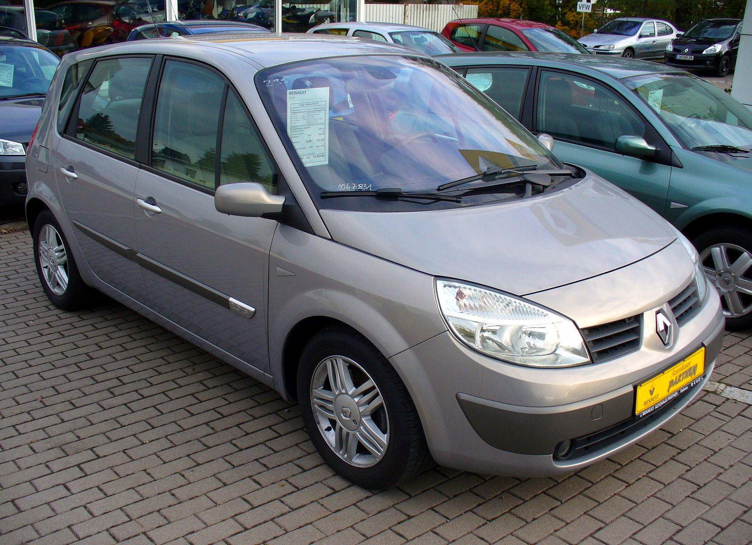 Renault Scénic III — Wikipédia