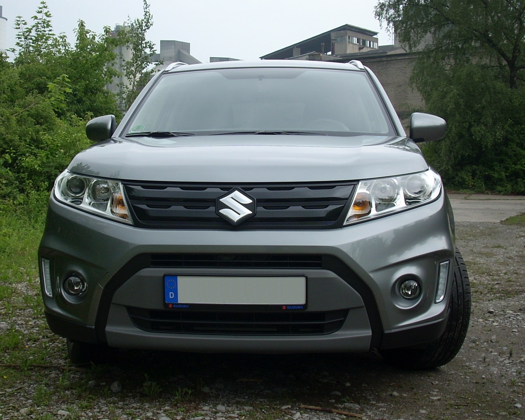 Suzuki vitara бак