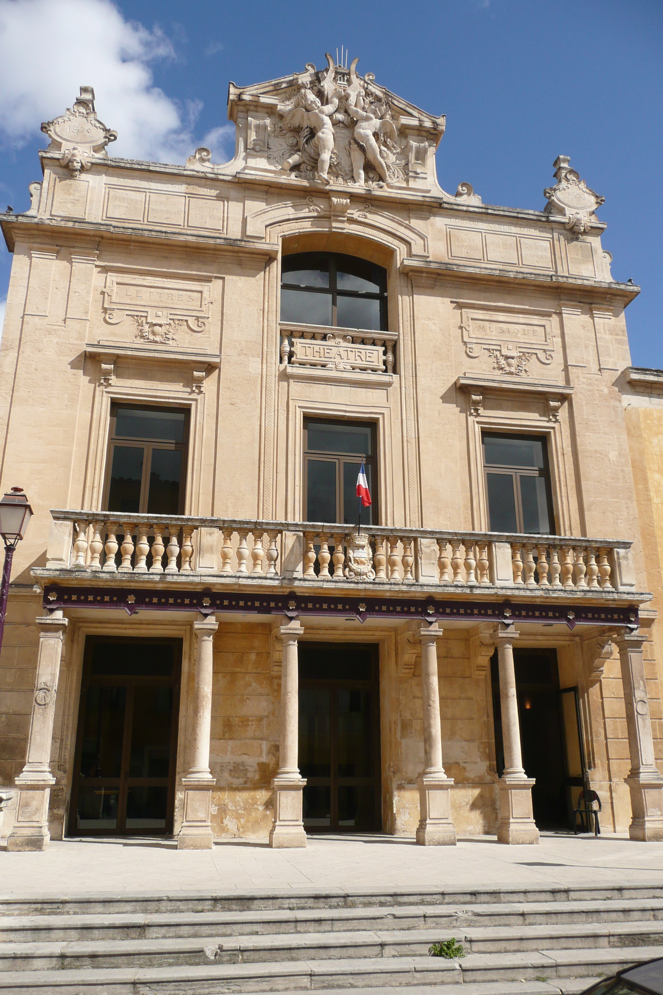 Théâtre de Tarascon  France Provence-Alpes-Côte d'Azur Bouches-du-Rhône Tarascon 13150