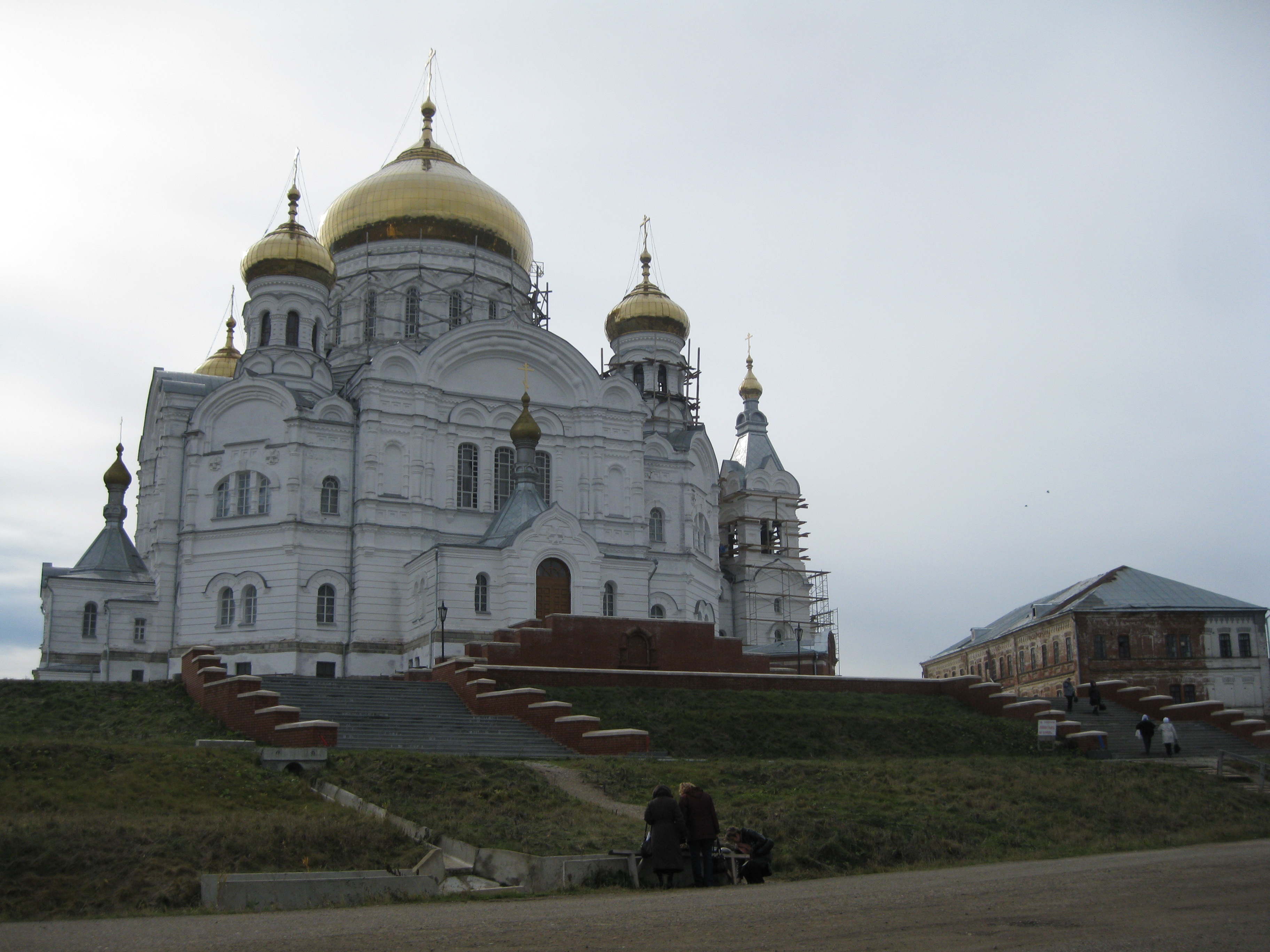 Белогорский монастырь карта