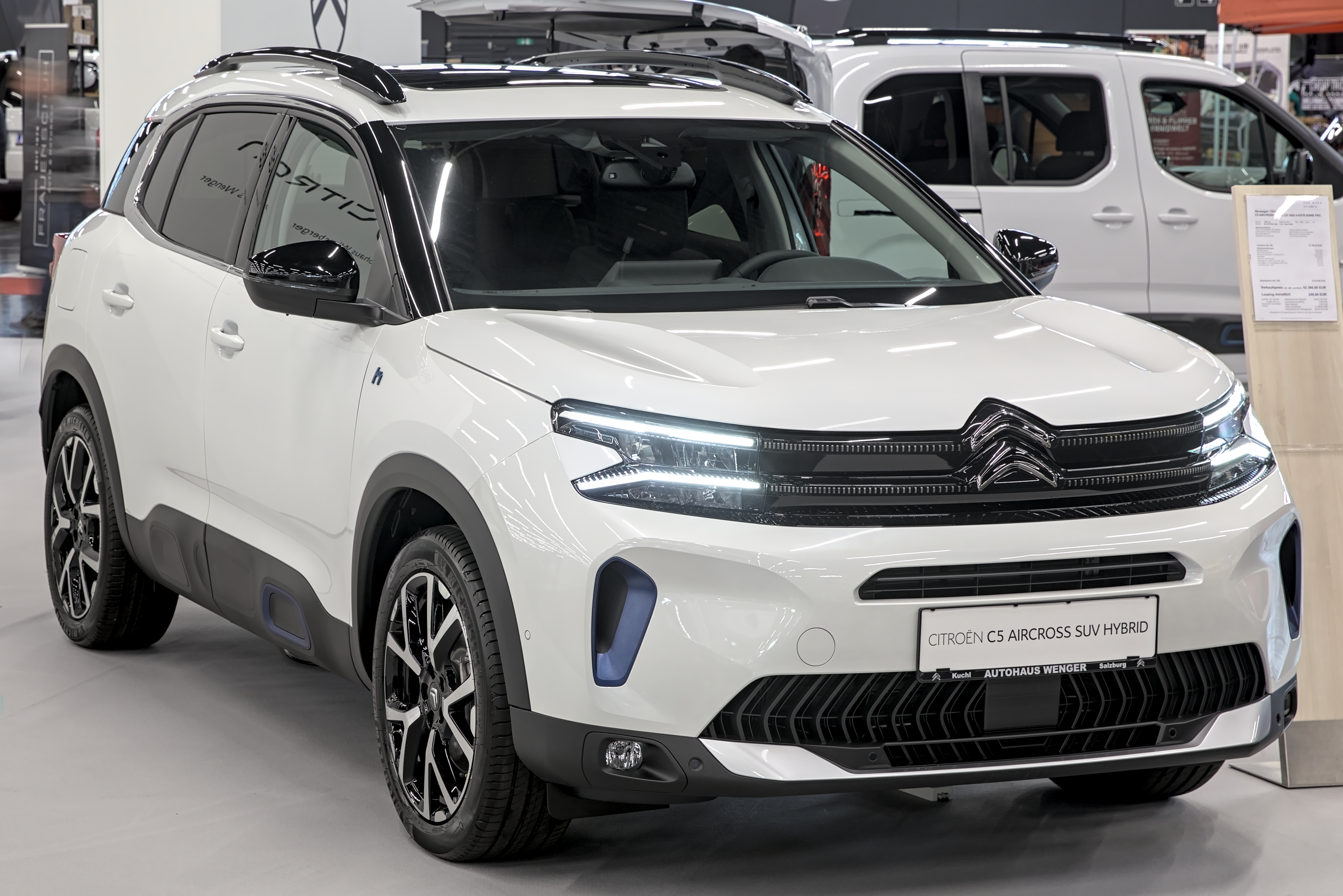 File:2022 Citroën C5 Aircross Plug-in-Hybrid 1X7A6945.jpg - Wikipedia