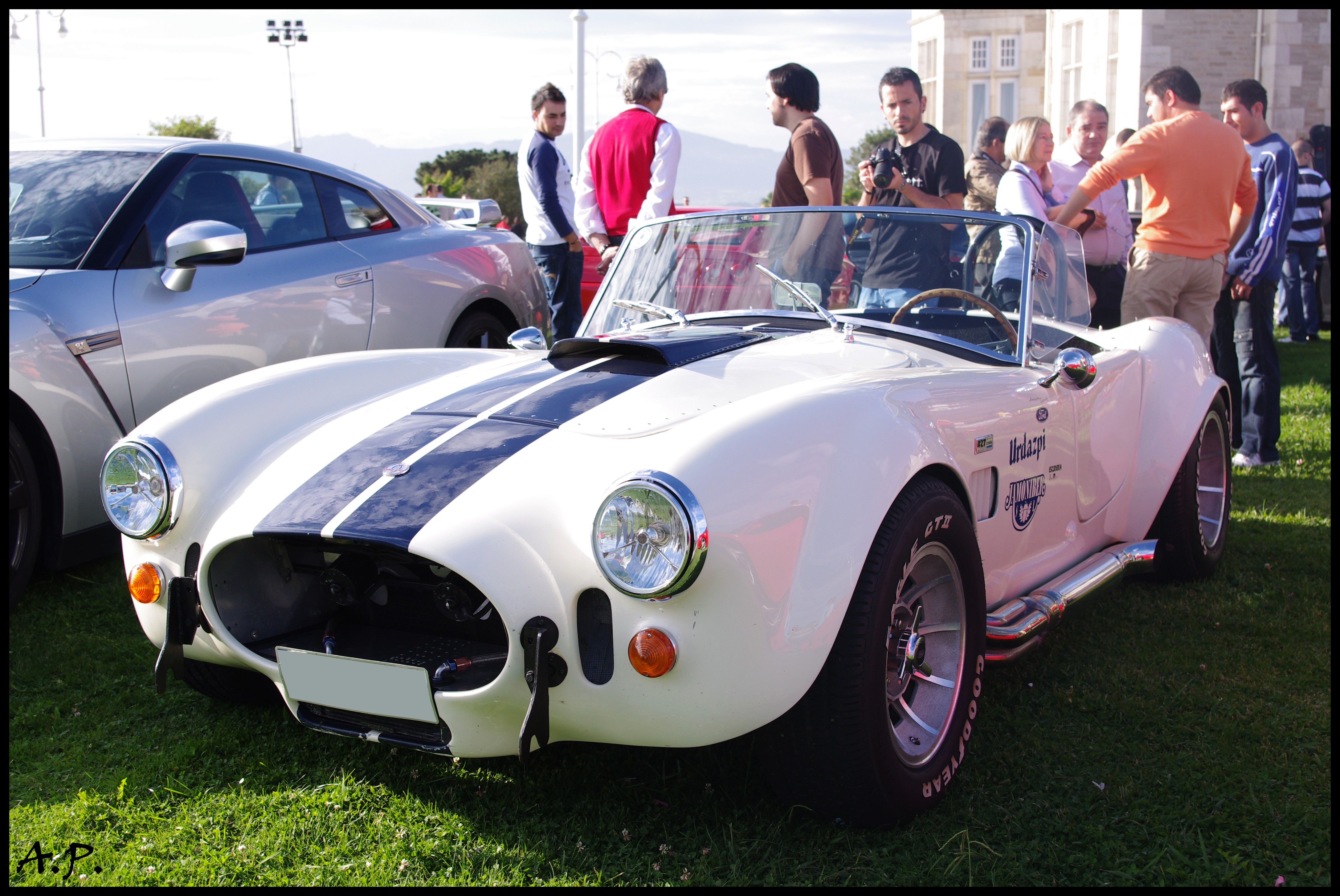 Бензиновая Shelby Cobra Sherhan