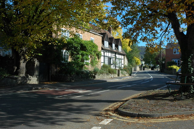 File:Bishop's Cleeve - geograph.org.uk - 1009390.jpg