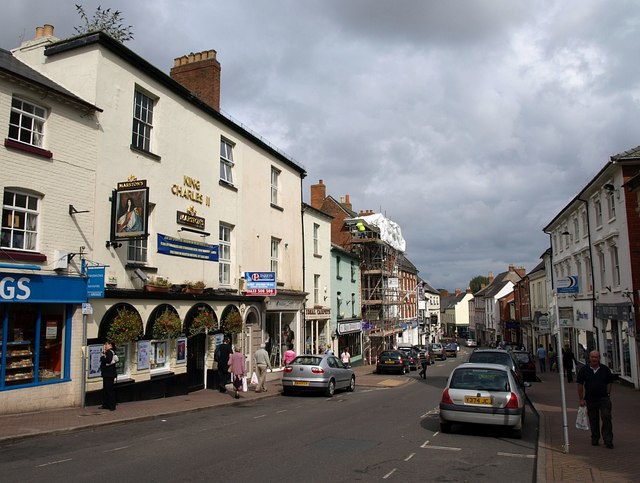 File:Broad Street, Ross-on-Wye - geograph.org.uk - 965829.jpg