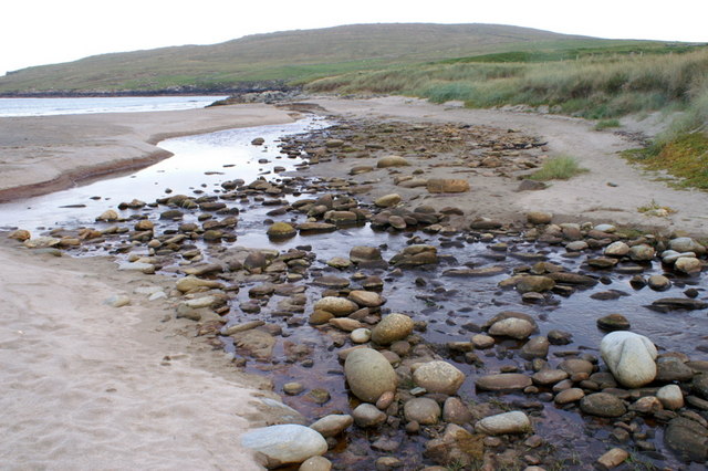 File:Burn of Norwick on the beach - geograph.org.uk - 1495241.jpg