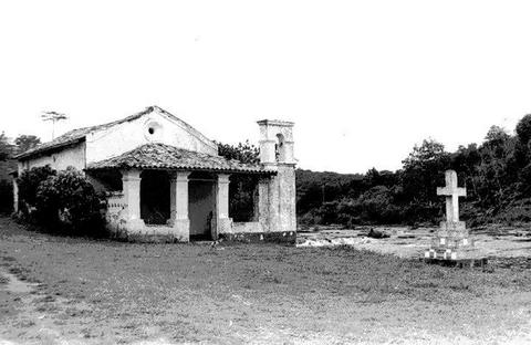 File:Capela de Santana, Ilhéus 01.jpg