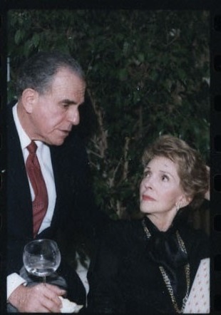 File:Charles Z. Wick and Nancy Reagan.jpg