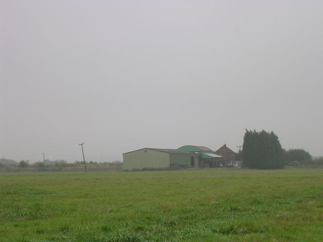 File:Farm on Carrington Moss - geograph.org.uk - 50047.jpg