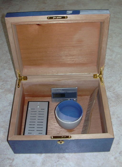 Cigar Hygrometer Cigar Humidifier Round Hygrometer for Tobacco Moisturizing  Increased Humidity for Cigar Box