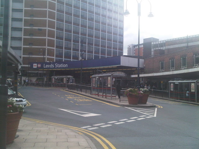 File:Leeds Railway Station - geograph.org.uk - 1472783.jpg