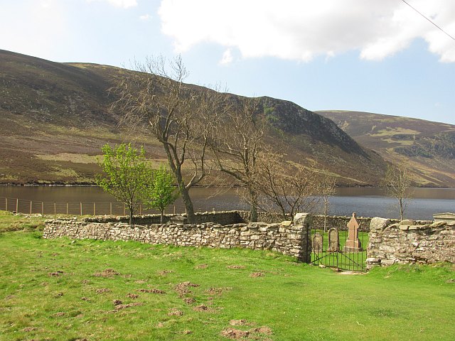 Loch Lee and cemetery - geograph.org.uk - 1878810