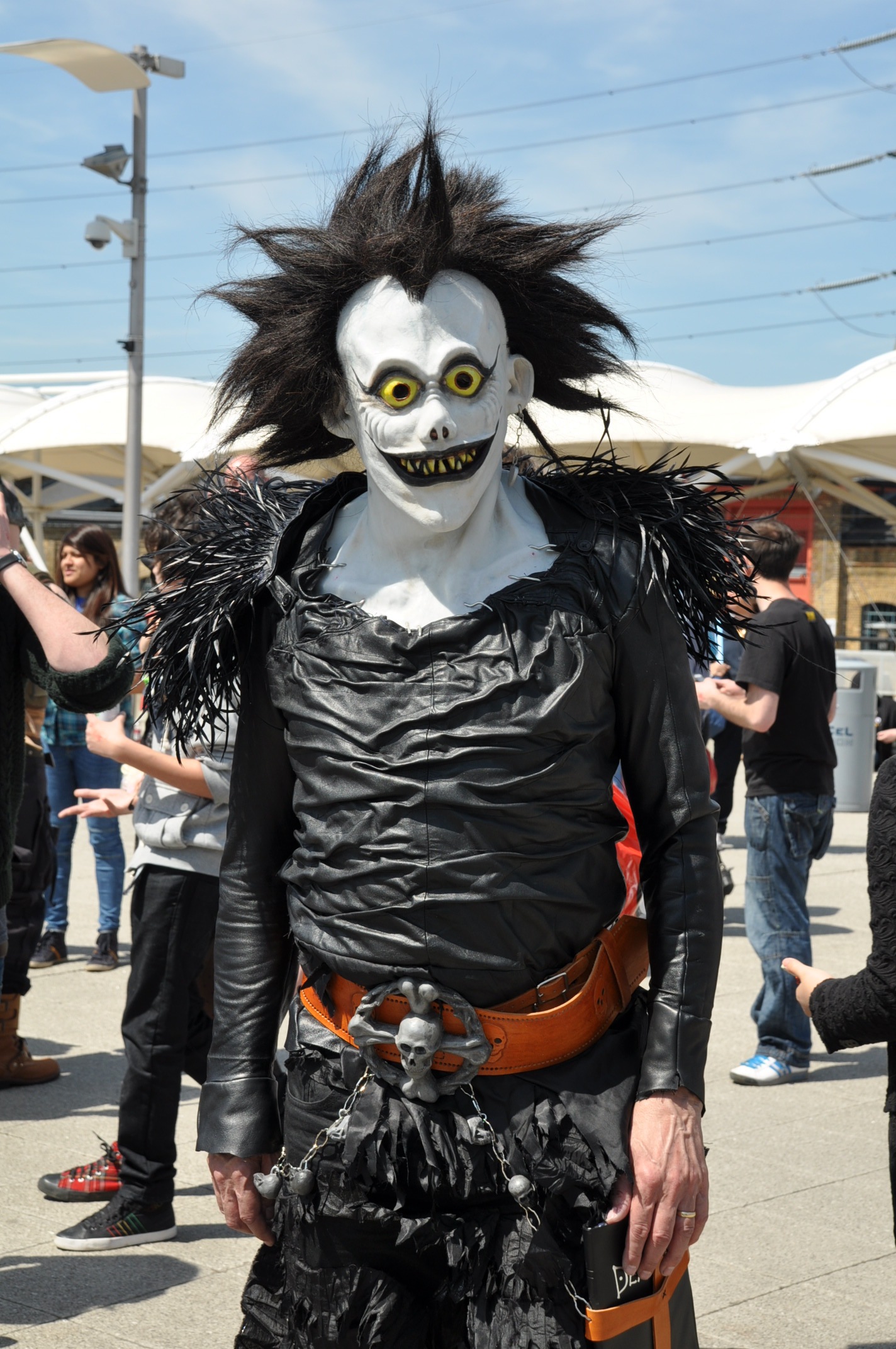 File Mcm Cosplayer Of Ryuk Death Note 20130526 Jpg Wikimedia Commons