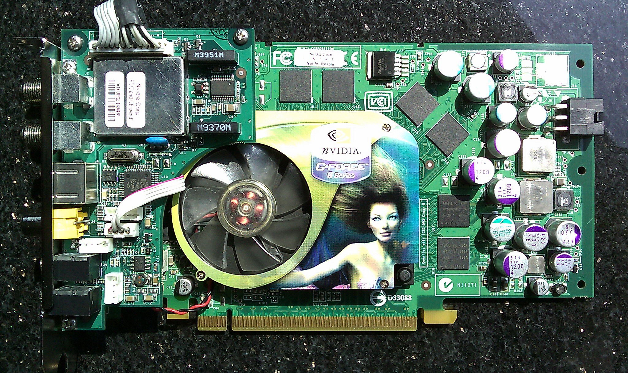 File:NVIDIA GeForce 6800 Personal Cinema.Jpg - Wikipedia