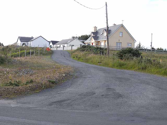 File:New houses outside Louisburgh - geograph.org.uk - 1394316.jpg