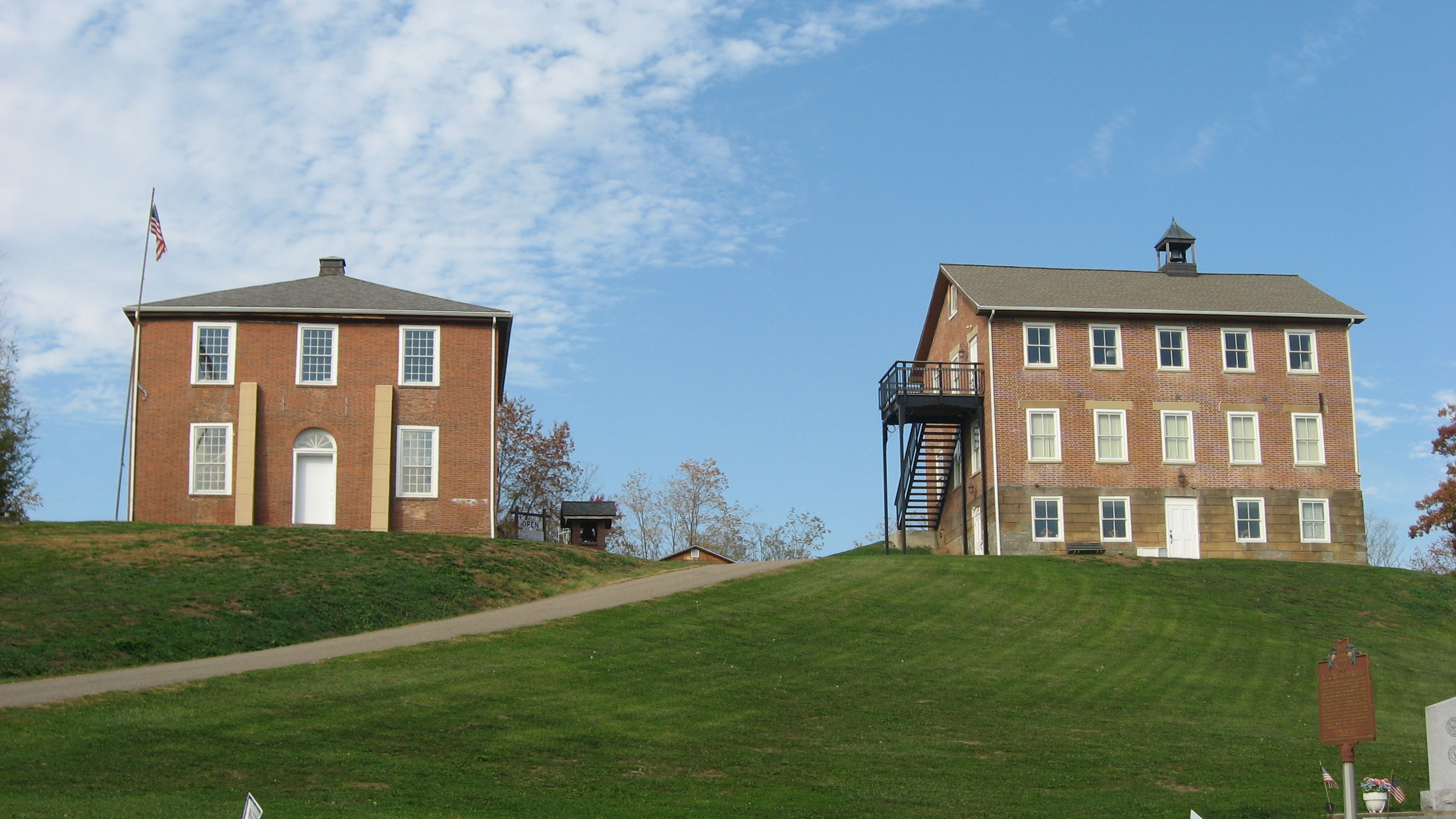 Photo of Old Meigs County Courthouse