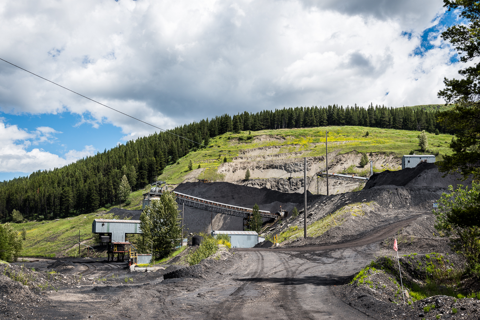 Уголь на гора. Гора угля. Coal Mountain.