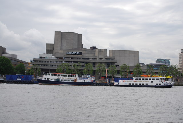 File:Royal National Theatre - geograph.org.uk - 2716399.jpg