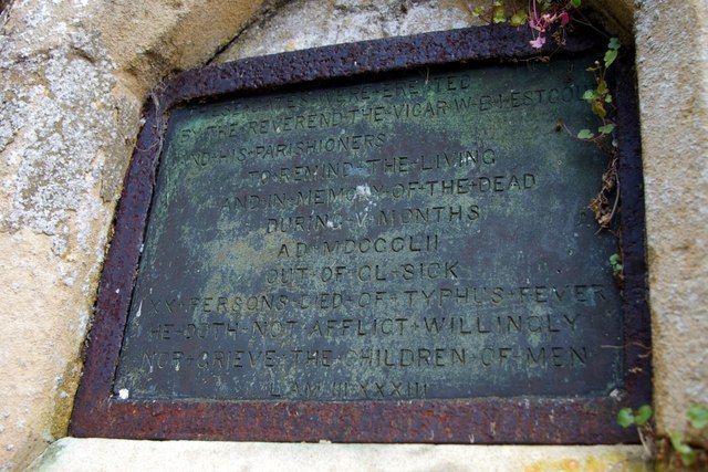 File:Typhus memorial - geograph.org.uk - 1353870.jpg