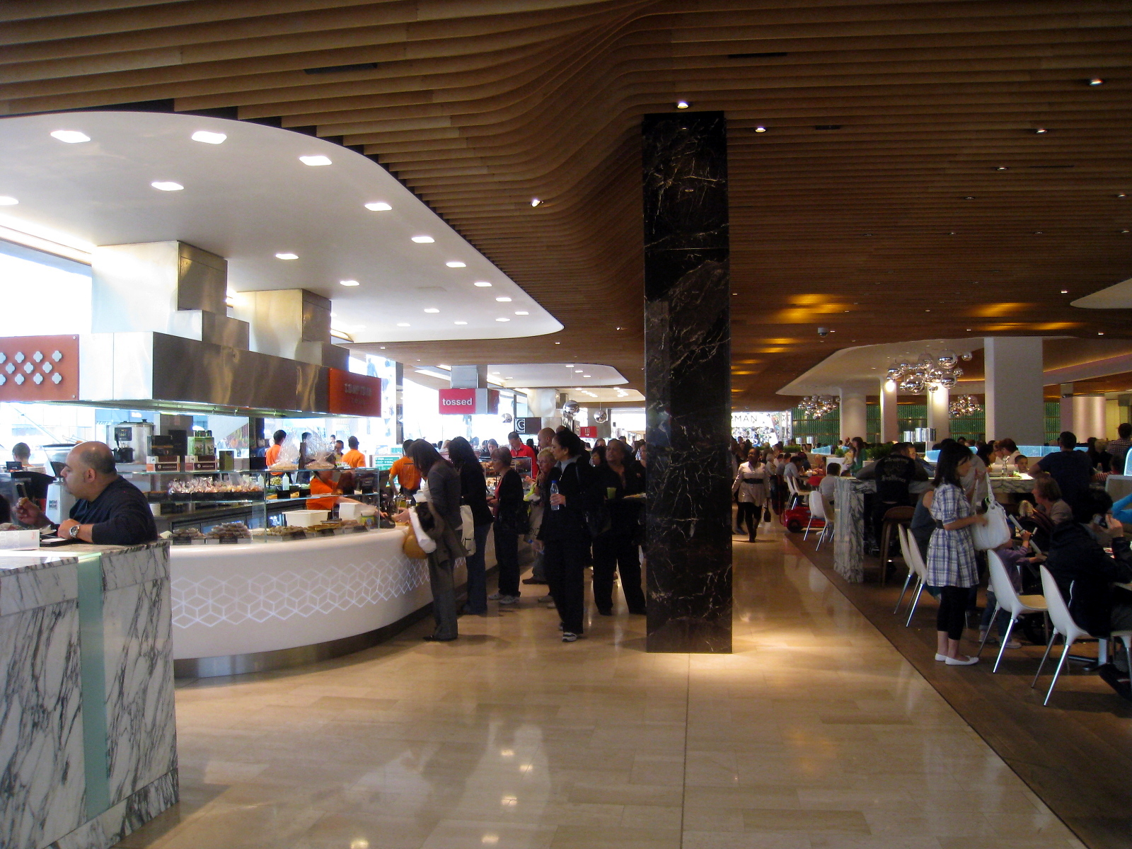File:Westfield London Food Court 200906.jpg - Wikipedia