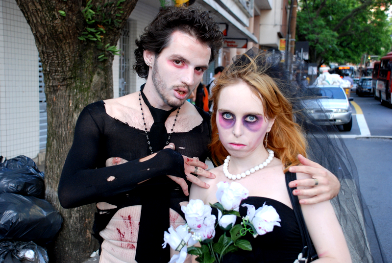 File:Zombie Walk Porto Alegre (2118751035).jpg