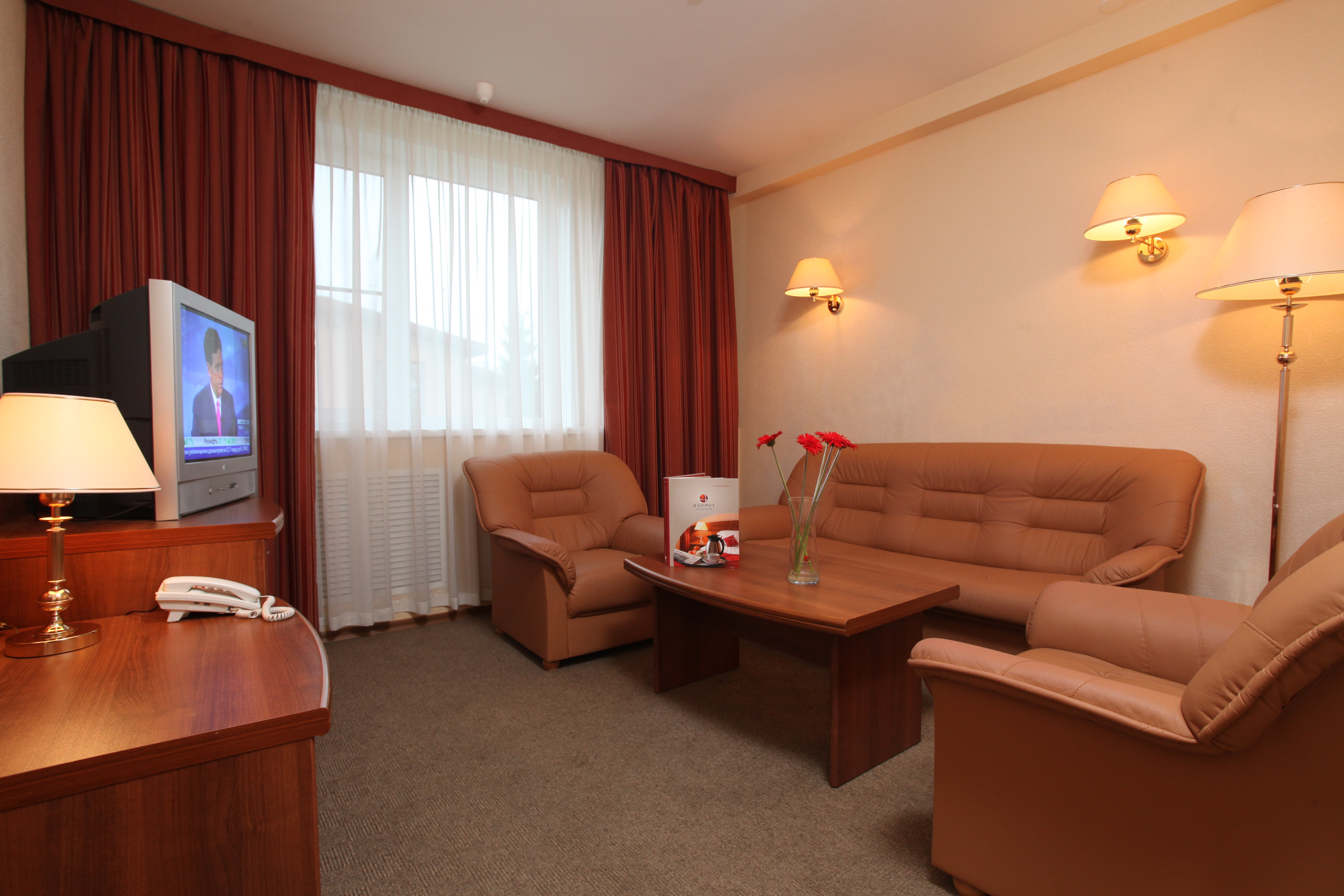 Файл:Apartment (bungalow) Azimut Hotel Kostroma.JPG — Викимедиа