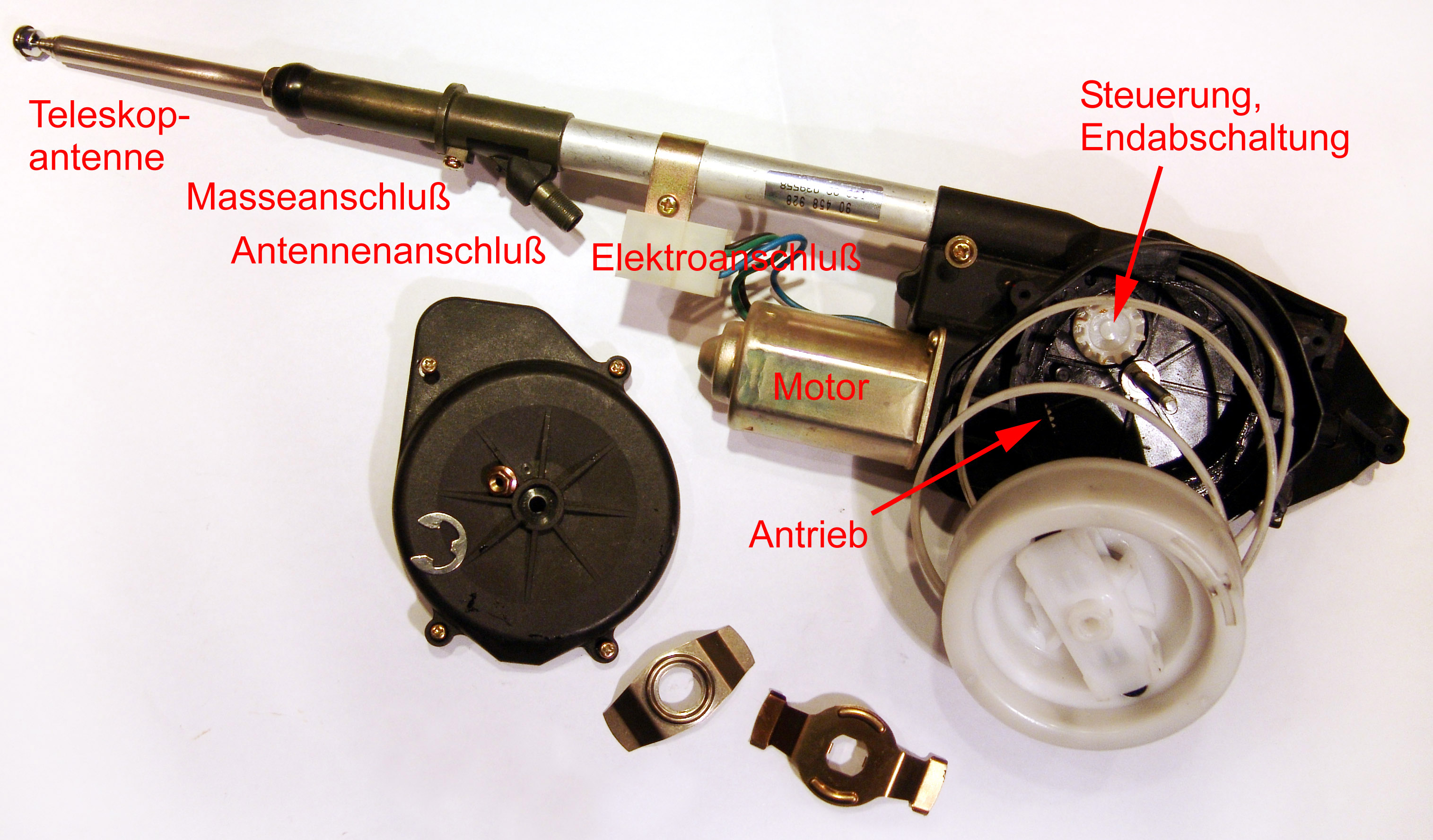 File:Automatische Teleskopantenne.jpg - Wikimedia Commons