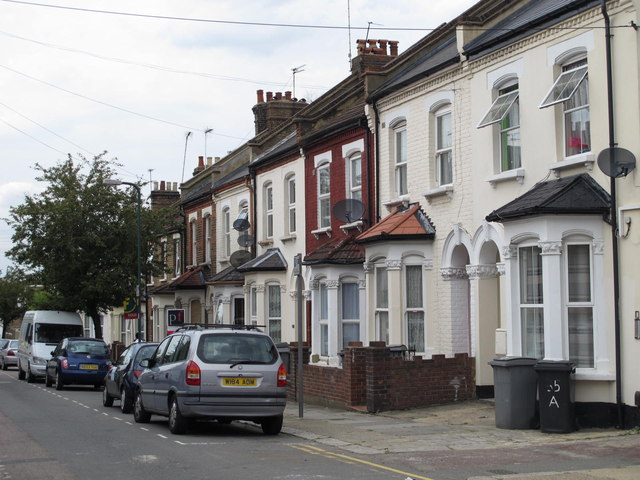 File:Chaplin Road, NW2 - geograph.org.uk - 2592446.jpg