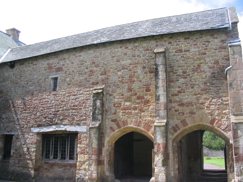 File:Cleeve Abbey 08.jpg