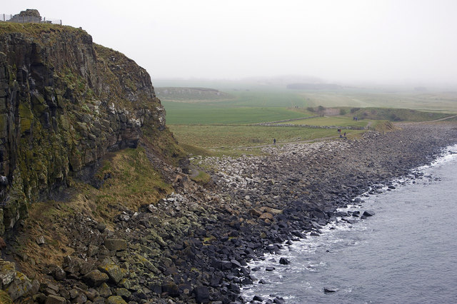 File:Cliffs and coast below Dunstanburgh Castle - geograph.org.uk - 410704.jpg