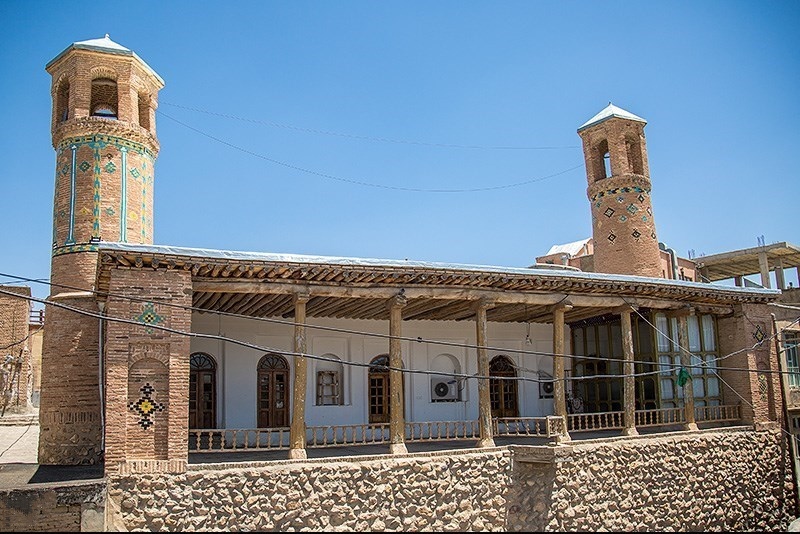 File:Do Menareh Mosque 2019-10-06 20.jpg