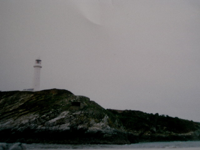 File:Flatholmlighthouse.jpg