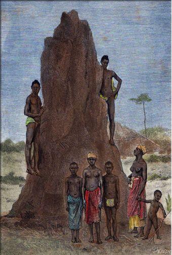 File:Grupo de elementos Bijagós sobre um ninho de térmitas - 1885.jpg