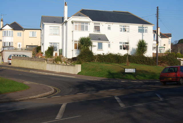 File:Henty Avenue meets Exeter Rd - geograph.org.uk - 1116098.jpg