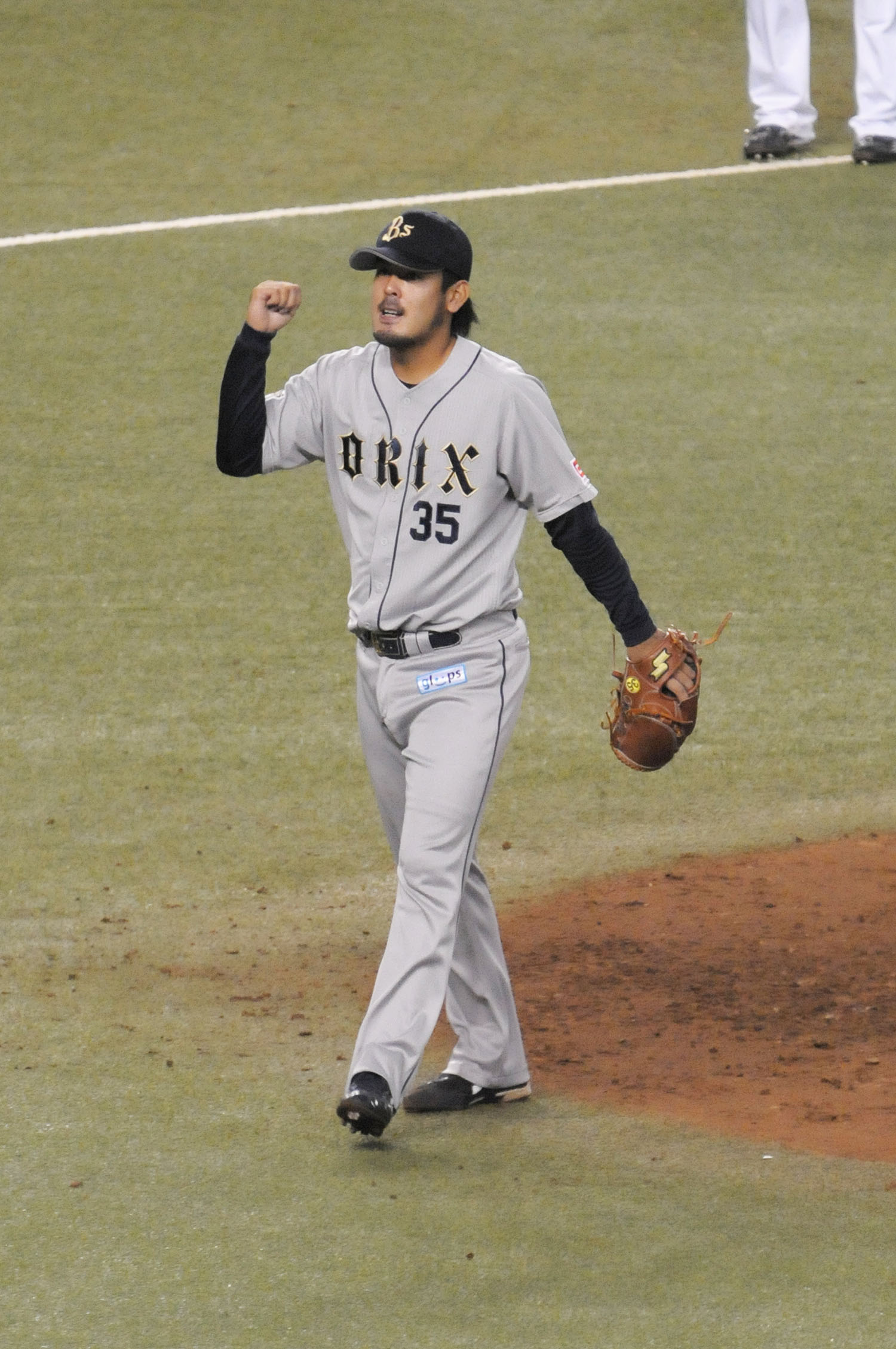 Higa with the Orix Buffaloes