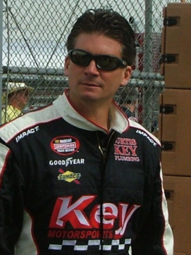 <span class="mw-page-title-main">Lance Hooper</span> American racing driver