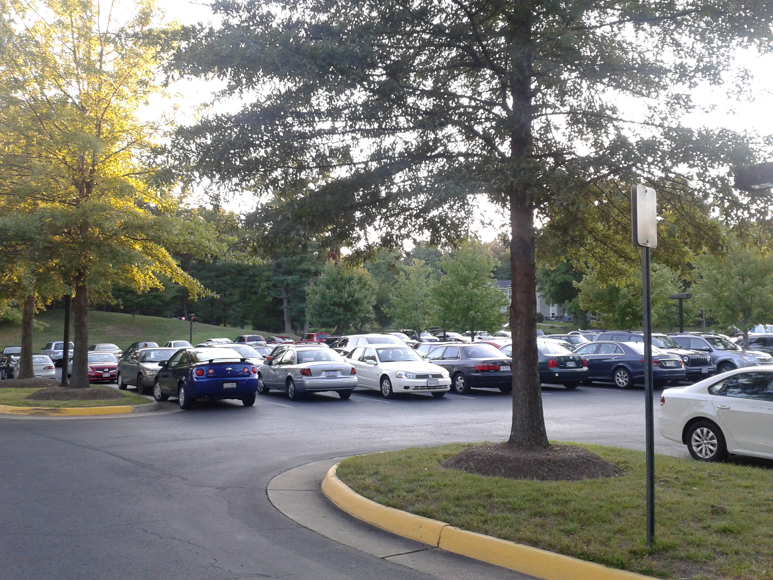 File Parking Lot The Barns At Wolf Trap Jpg Wikimedia Commons