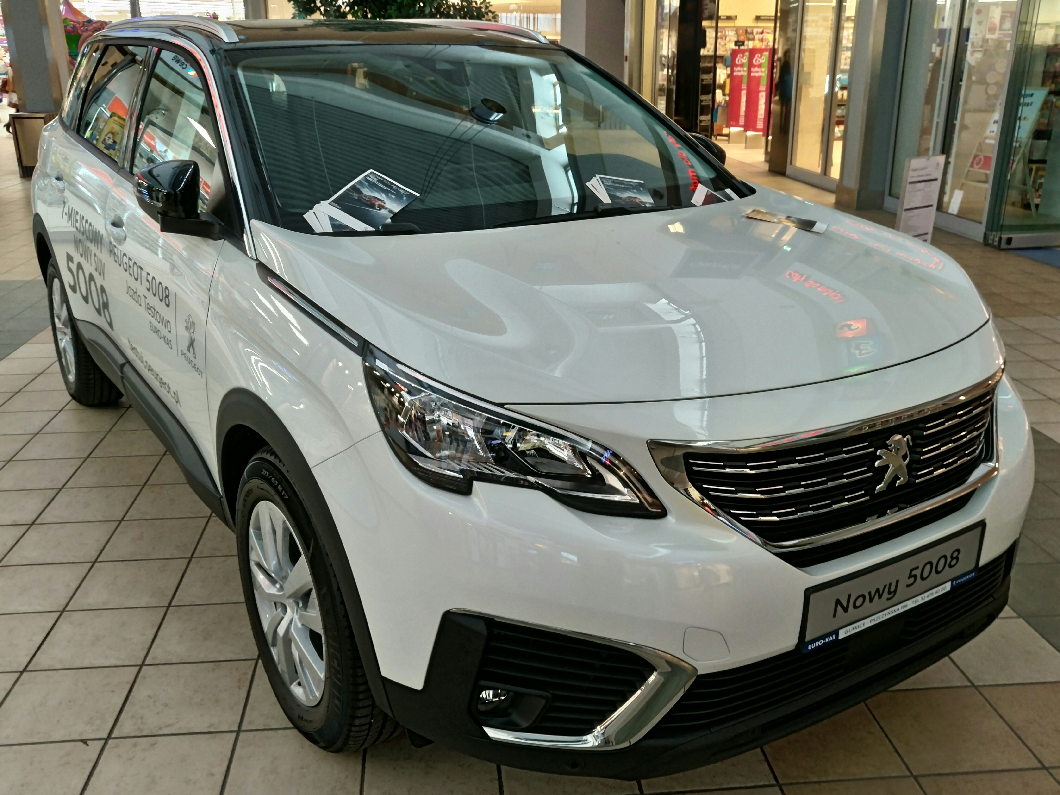 Peugeot 5008 I — Wikipédia