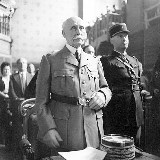 File:Procès Pétain.jpg