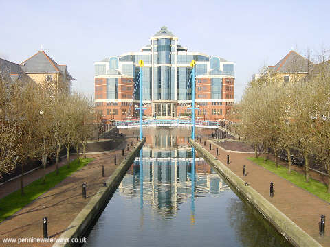 Salford Quays - geograph.org.uk - 2158