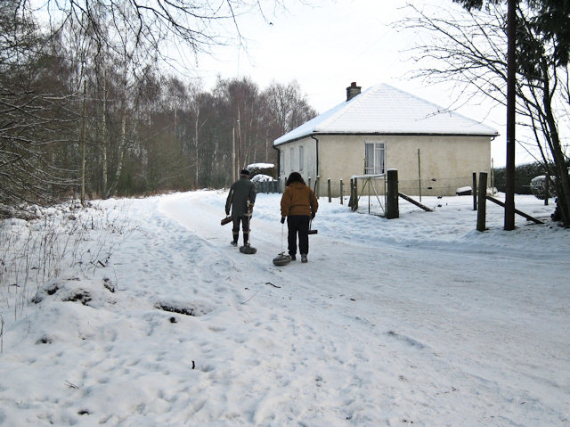 File:Taking stones to the loch - geograph.org.uk - 1655065.jpg