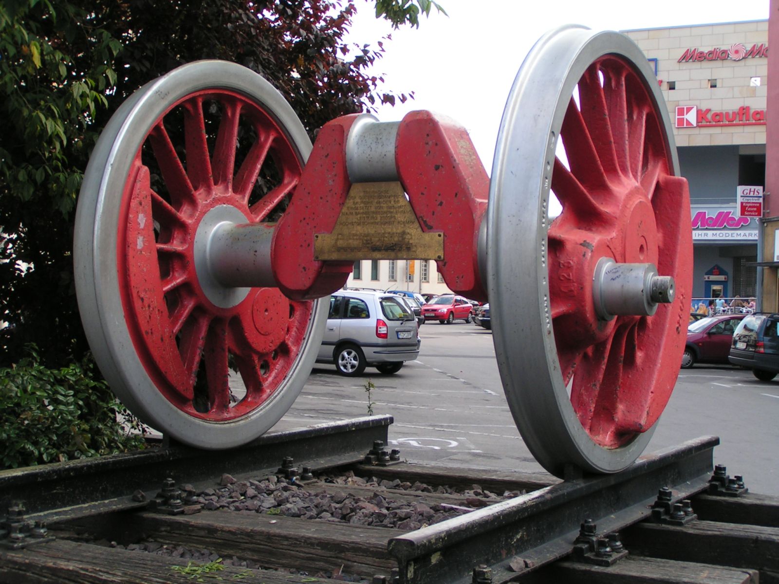 Llantas de acero y otros tipos de materiales -canalMOTOR