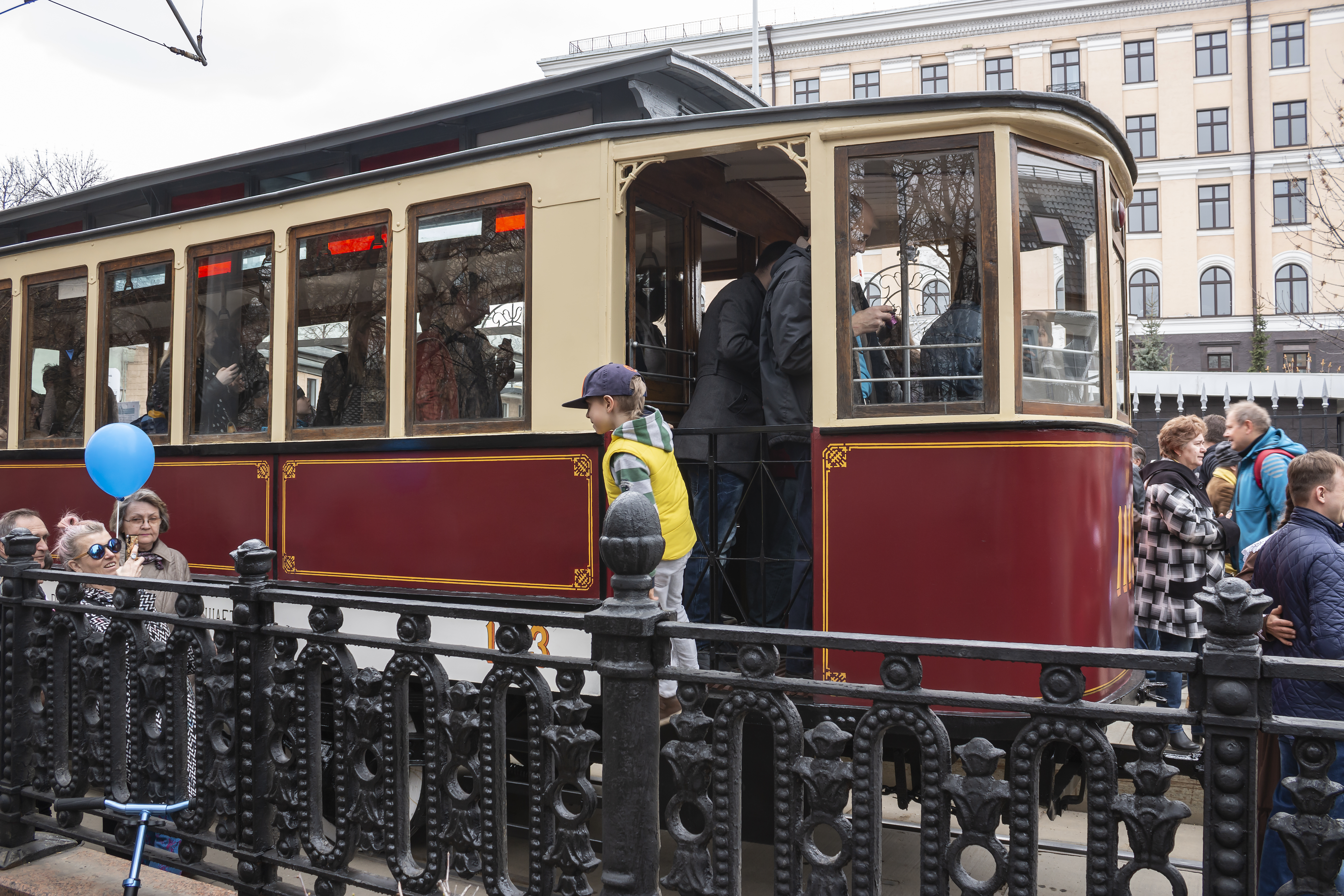 Файл:Московский трамвай 120-лет The Moscow tram is 120 years old. IMG  4640.jpg — Викимедиа