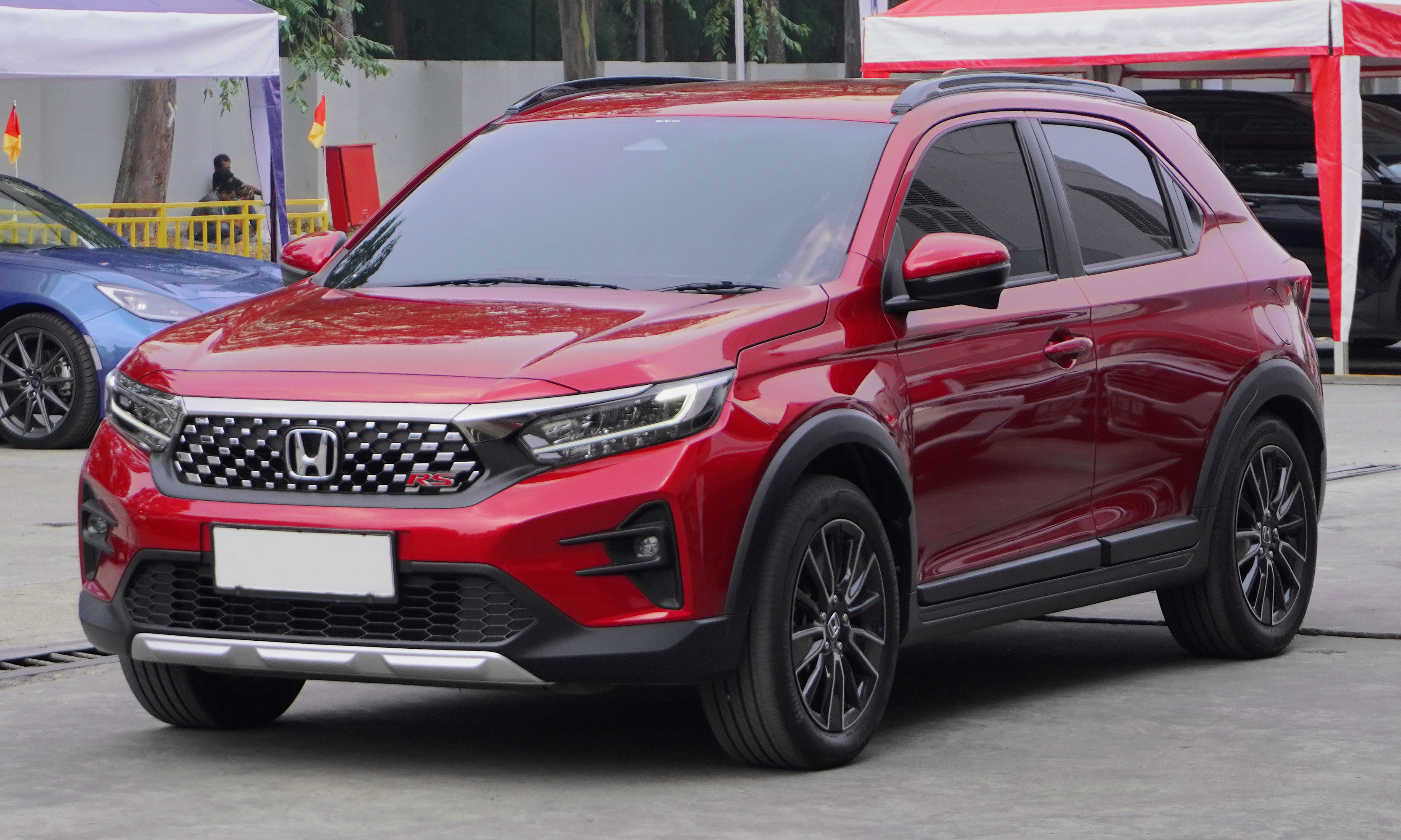 Honda Global  November 17 , 2022 Honda to Begin Sales of All-new ZR-V SUV  in April 2023