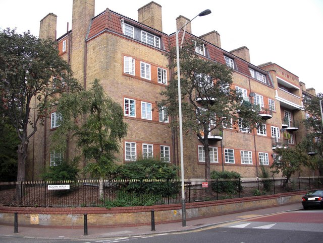 File:Acorn Estate (part), Rotherhithe Street, London, SE16 - geograph.org.uk - 1509019.jpg