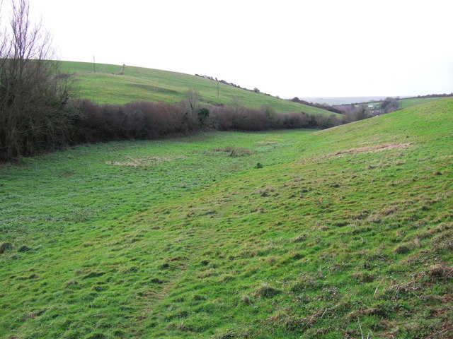 File:Charleton Footpath 3 - geograph.org.uk - 308124.jpg