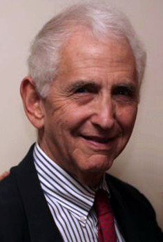 File:Daniel Ellsberg 2006.jpg