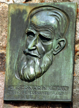 File:GBShaw Bronze2.jpg