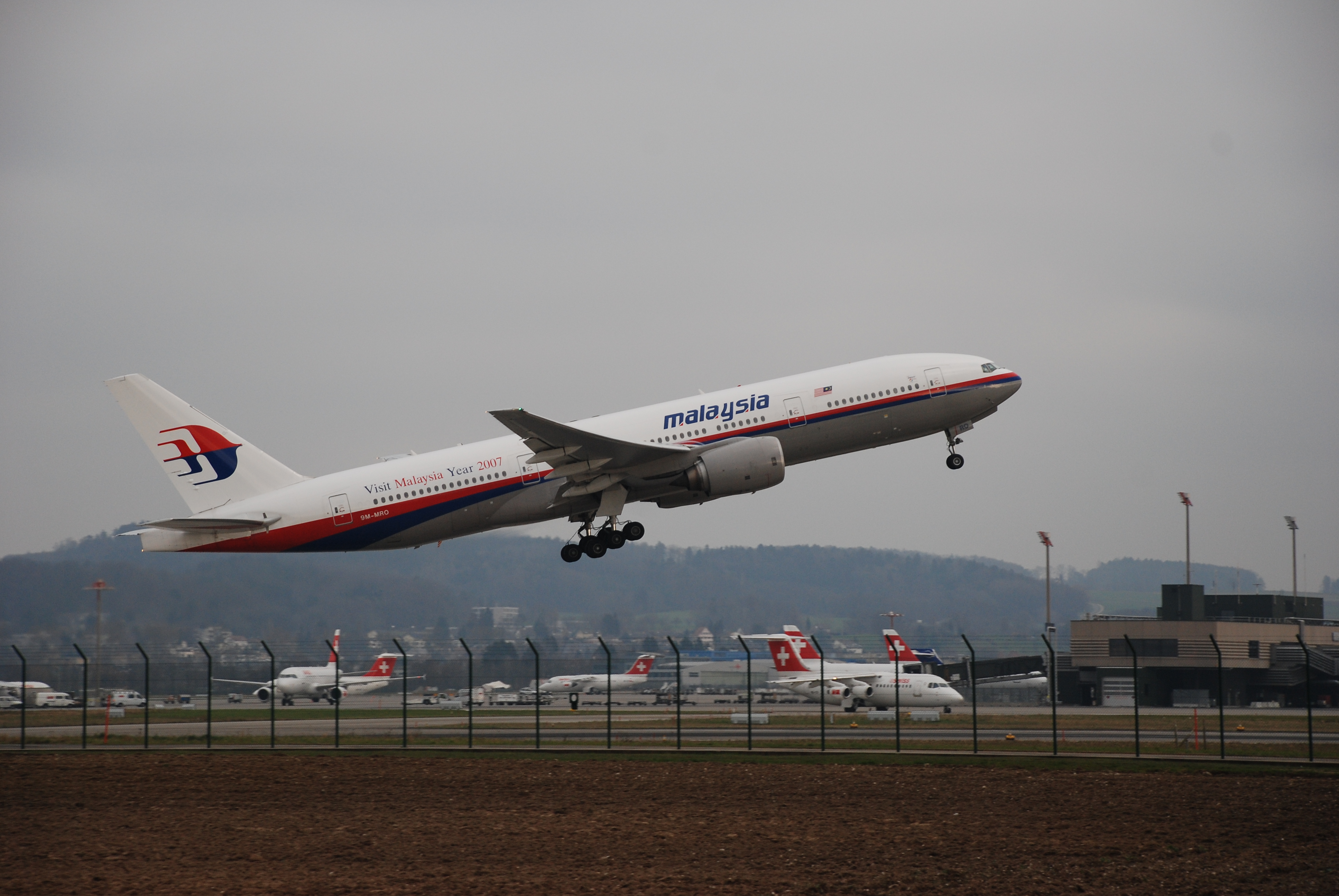 777 малайзия. Самолет малазийские авиалинии 777. 9m-MRO. 9m-MRO Moscow.