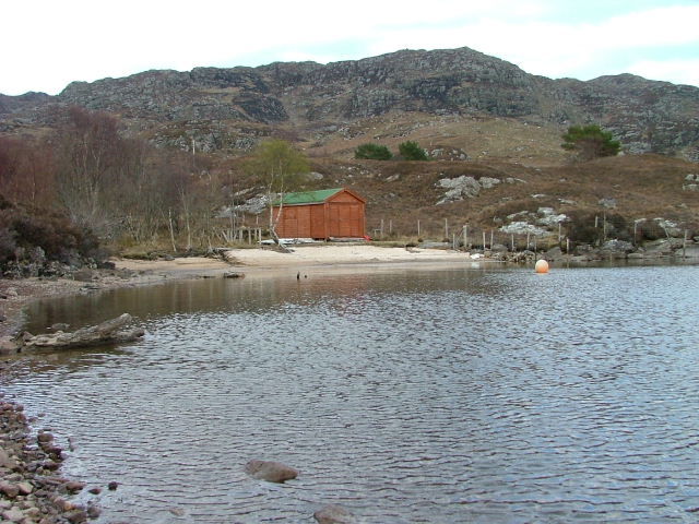 File:New Boathouse - geograph.org.uk - 773771.jpg