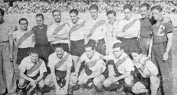 File:River Plate en 1942, Estadio, 1947-04-12 (204).jpg - Wikipedia
